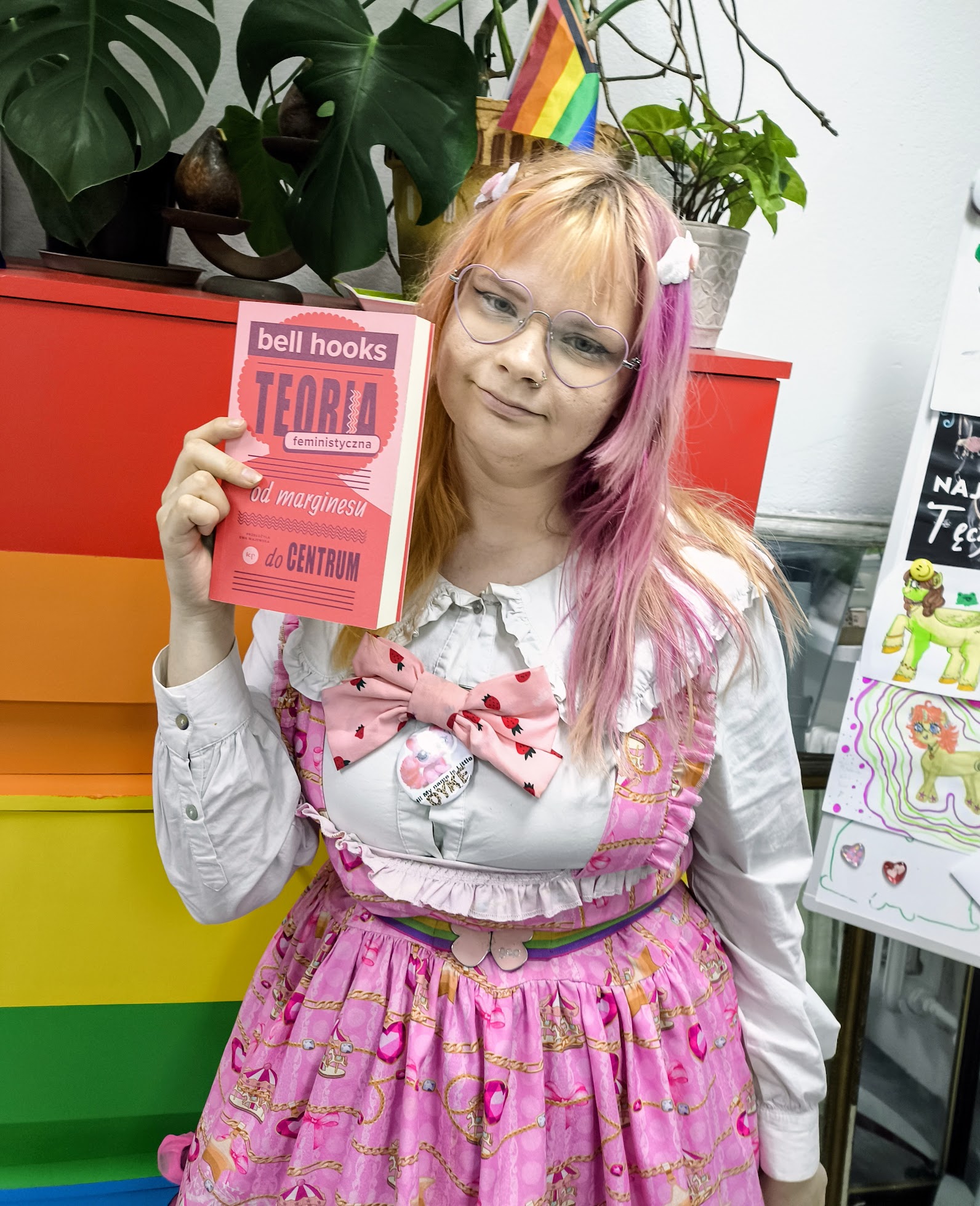 Feminizm, ruchy społeczne, władza